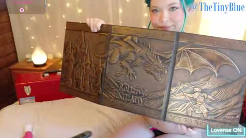 Snapshot of thetinyblue chatting on March 2026 06:07:02 PM Tiny Blue online show from March 2026 06:07:02 PM