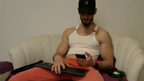 Snapshot of thetop200 chatting on March 2026 06:58:01 PM TheTop online show from March 2026 06:58:01 PM