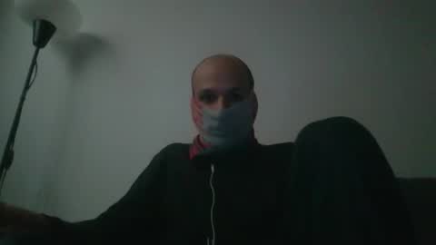 Snapshot of thetubedscarfguy chatting on January 2025 04:52:01 PM Scarf guy online show from January 2025 04:52:01 PM