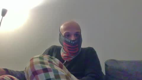 Snapshot of thetubedscarfguy chatting on February 2025 07:50:02 PM Scarf guy online show from February 2025 07:50:02 PM