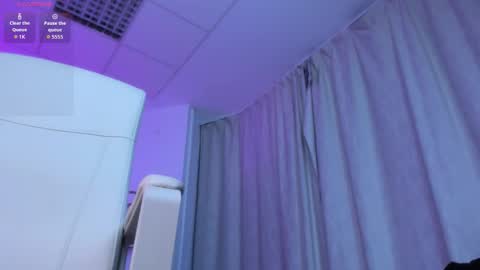 Snapshot of thewizardli chatting on October 2025 04:48:02 PM Liz online show from October 2025 04:48:02 PM