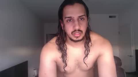 Snapshot of theworldisavampire09 chatting on April 2026 12:02:01 AM Vampiro online show from April 2026 12:02:01 AM
