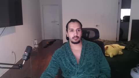 Snapshot of theworldisavampire09 chatting on April 2026 01:25:01 AM Vampiro online show from April 2026 01:25:01 AM