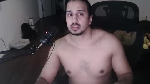 Snapshot of theworldisavampire09 chatting on May 2026 02:08:02 AM Vampiro online show from May 2026 02:08:02 AM