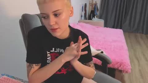 Snapshot of theysaidimcute chatting on January 2026 11:08:01 PM theysaidimcute online show from January 2026 11:08:01 PM