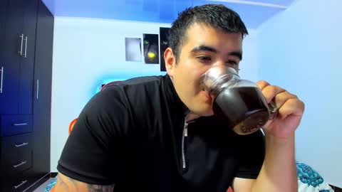 Snapshot of thiago_cp01 chatting on November 2025 04:59:02 AM Thiago online show from November 2025 04:59:02 AM