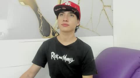Snapshot of thiago_divine_anki chatting on October 2025 10:00:02 PM thiago_divine_anki online show from October 2025 10:00:02 PM