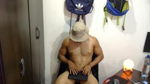 thiago_happy online show from June 2026 12:32:02 AM