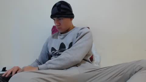 Snapshot of thiago_hot_boy chatting on January 2025 06:30:02 AM Thiago independent model online show from January 2025 06:30:02 AM