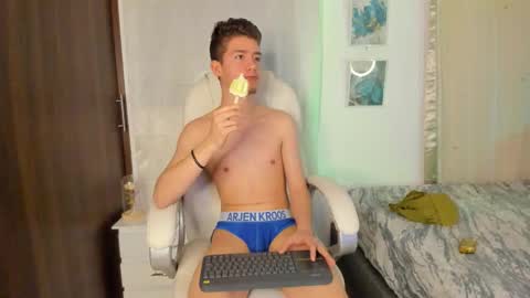 Manuel online show from October 2025 03:38:01 AM