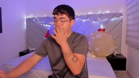 Snapshot of thiago_occonor chatting on November 2025 01:58:02 AM thiago_occonor online show from November 2025 01:58:02 AM