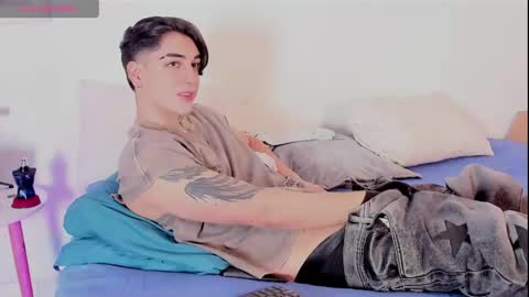 Thiago Winteer online show from April 2026 03:53:02 AM