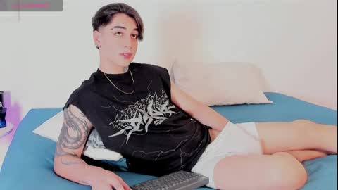 Thiago Winteer online show from May 2026 05:23:02 AM