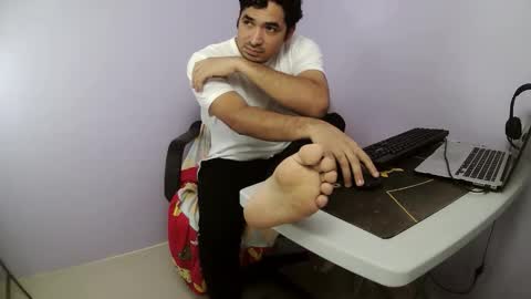 thiagodeseo online show from February 2026 07:01:02 PM