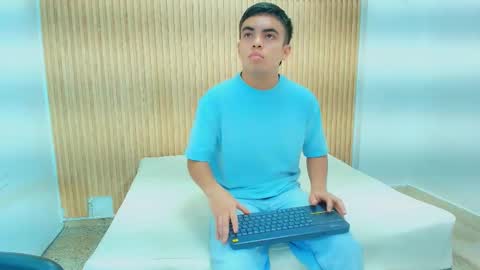 Thiam online show from March 2026 09:05:01 PM