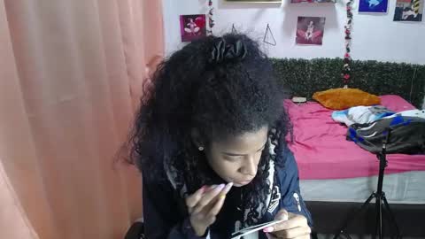 thiana_horny online show from June 2026 01:24:02 PM
