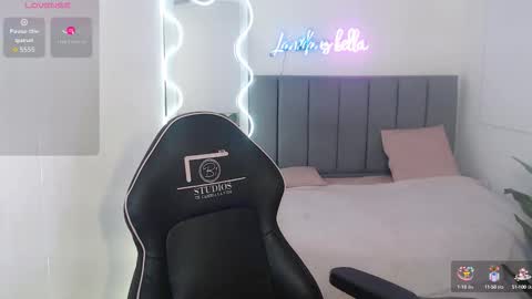  thiana  online show from October 2025 03:37:01 AM