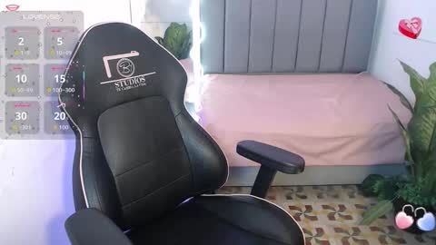  thiana  online show from October 2025 03:17:02 AM