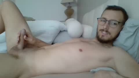 Snapshot of thib9223 chatting on March 2026 12:27:02 PM thib9223 online show from March 2026 12:27:02 PM