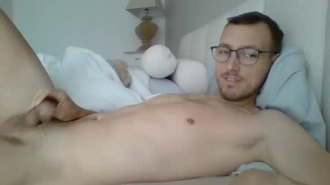 Snapshot of thib9223 chatting on April 2026 08:34:01 AM thib9223 online show from April 2026 08:34:01 AM
