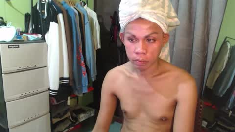 gil online show from October 2025 01:59:02 AM