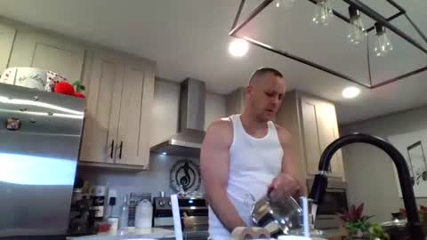 Val online show from April 2026 04:23:01 PM