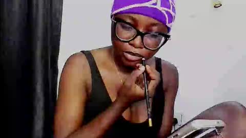 Snapshot of thick_ebonie chatting on October 2025 09:36:01 PM Jenny online show from October 2025 09:36:01 PM