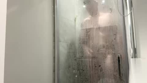 Snapshot of thickandmeaty9incher chatting on January 2025 09:32:01 PM thickandmeaty9incher online show from January 2025 09:32:01 PM