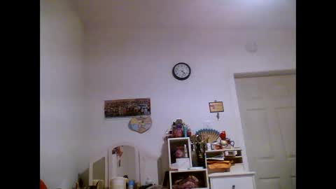 Snapshot of thickassazn93 chatting on December 2024 09:27:01 PM thickassazn93 online show from December 2024 09:27:01 PM