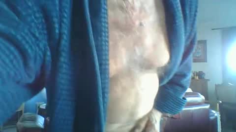 Snapshot of thickcockat71 chatting on October 2025 06:49:02 PM Thickcockat71 online show from October 2025 06:49:02 PM