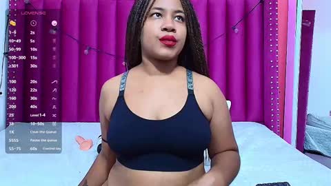 Snapshot of thickeebonyy chatting on January 2025 04:13:02 PM thickeebonyy online show from January 2025 04:13:02 PM