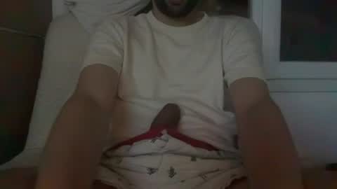 Snapshot of thickerbunny chatting on June 2026 10:35:01 PM thickerbunny online show from June 2026 10:35:01 PM