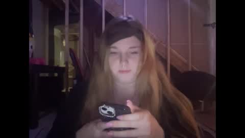 Ariel online show from January 2025 02:12:02 PM