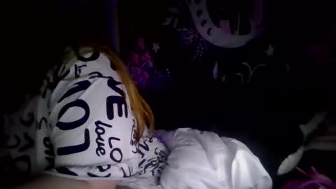 Ariel online show from December 2025 05:15:02 AM