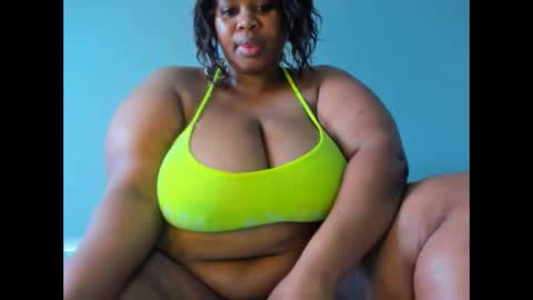 thickleeyanax online show from September 2025 12:26:01 PM