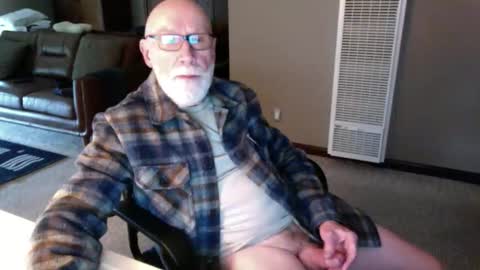 Thickmorningwoodinyou always online show from December 2025 05:19:02 PM