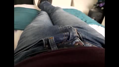 Snapshot of thicksingarters chatting on December 2024 01:05:02 PM thicksingarters online show from December 2024 01:05:02 PM