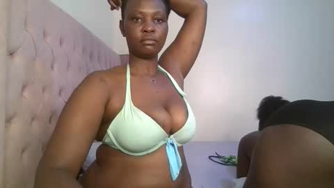 Snapshot of thicky_rue chatting on February 2026 10:58:02 PM Rue online show from February 2026 10:58:02 PM