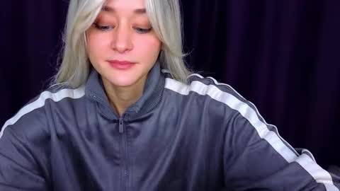 Snapshot of thief_of_hearts_ chatting on October 2025 11:45:02 PM thief_of_hearts_ online show from October 2025 11:45:02 PM