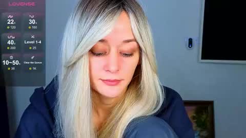 Snapshot of thief_of_hearts_ chatting on October 2025 08:46:02 PM thief_of_hearts_ online show from October 2025 08:46:02 PM