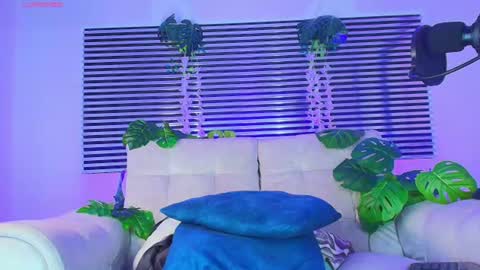 Thiago Saenzz online show from June 2026 03:35:02 PM