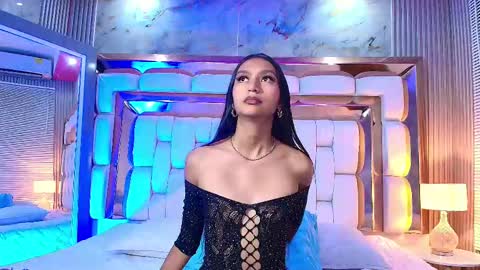 Eva  online show from January 2025 07:40:01 PM