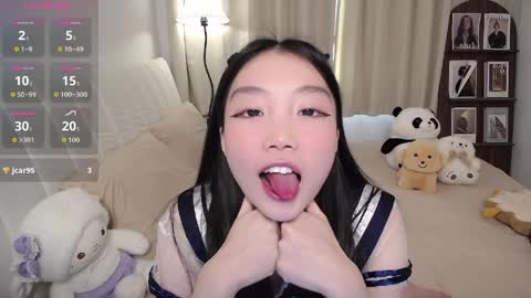 Snapshot of thisgirl__ chatting on April 2026 01:32:01 AM kk online show from April 2026 01:32:01 AM