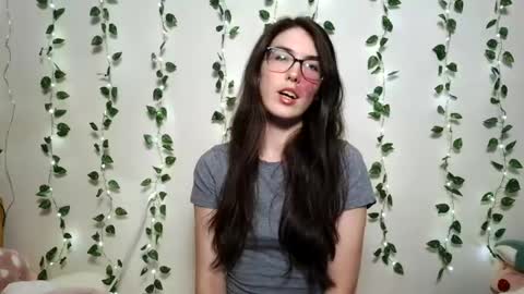 thistlefernsby online show from August 2026 02:24:01 AM