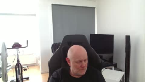 thomas315627 online show from June 2026 01:39:01 PM