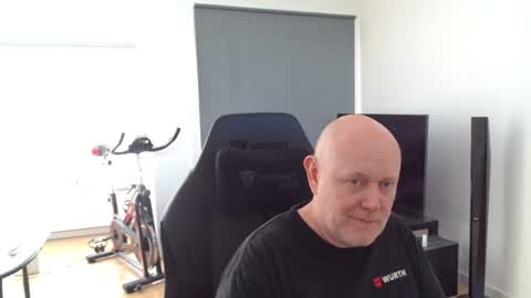 thomas315627 online show from June 2026 02:15:01 PM