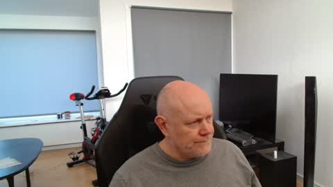 thomas806035 online show from June 2026 07:17:01 AM
