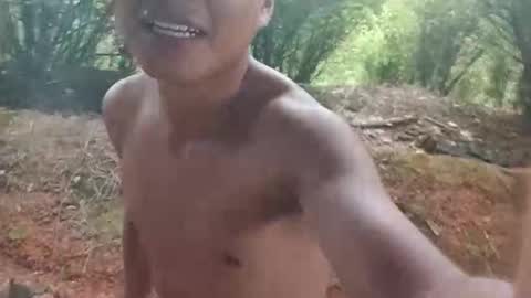 Snapshot of thomas_ben chatting on April 2026 10:26:02 PM Thomas online show from April 2026 10:26:02 PM