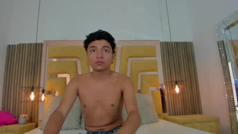 Snapshot of thomas_brackk chatting on December 2024 07:40:02 PM Thomas Brackk online show from December 2024 07:40:02 PM