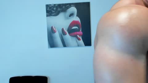 Snapshot of thomas_brandon chatting on February 2025 08:24:02 AM Thomas Brandon online show from February 2025 08:24:02 AM